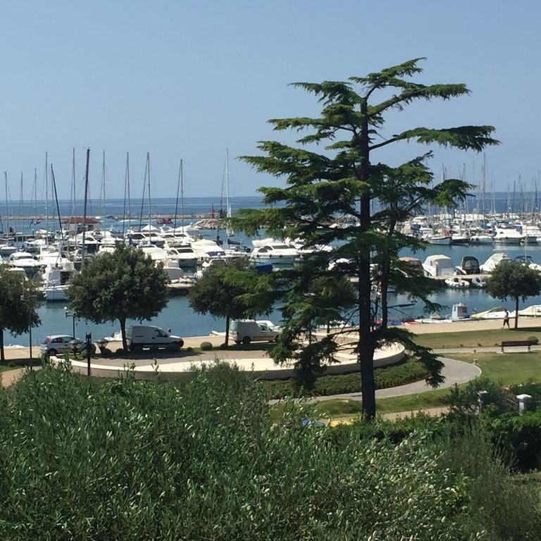Seafront Apartment Jadri أوماغ المظهر الخارجي الصورة